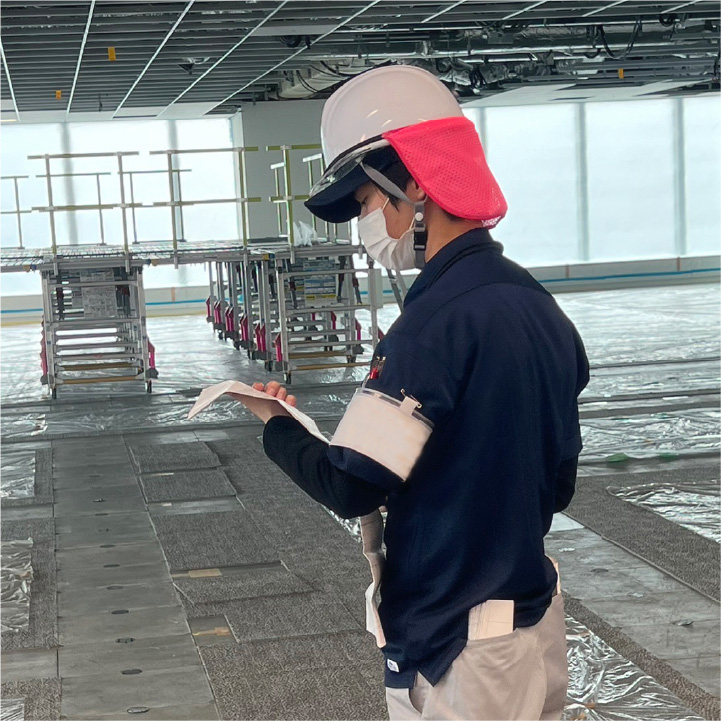 施工管理の仕事風景